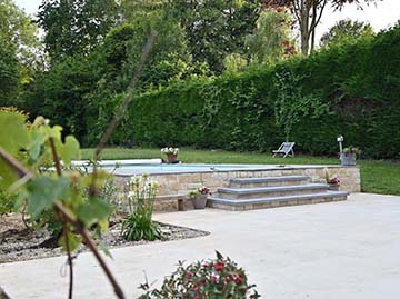 Terrasse et piscine livrées — Jodoigne