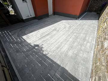 Terrasse klinkers livrée — Tilff